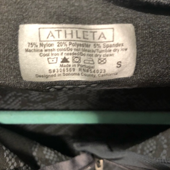 Athlete Size Small ombré 1/4 zipper up - Picture 5 of 6
